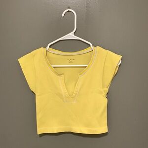 Brand: Urban outfitters      Color: Yellow.       Size: Medium